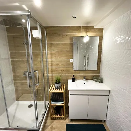 Cosy Studio De Entre Paris Et Apartment *